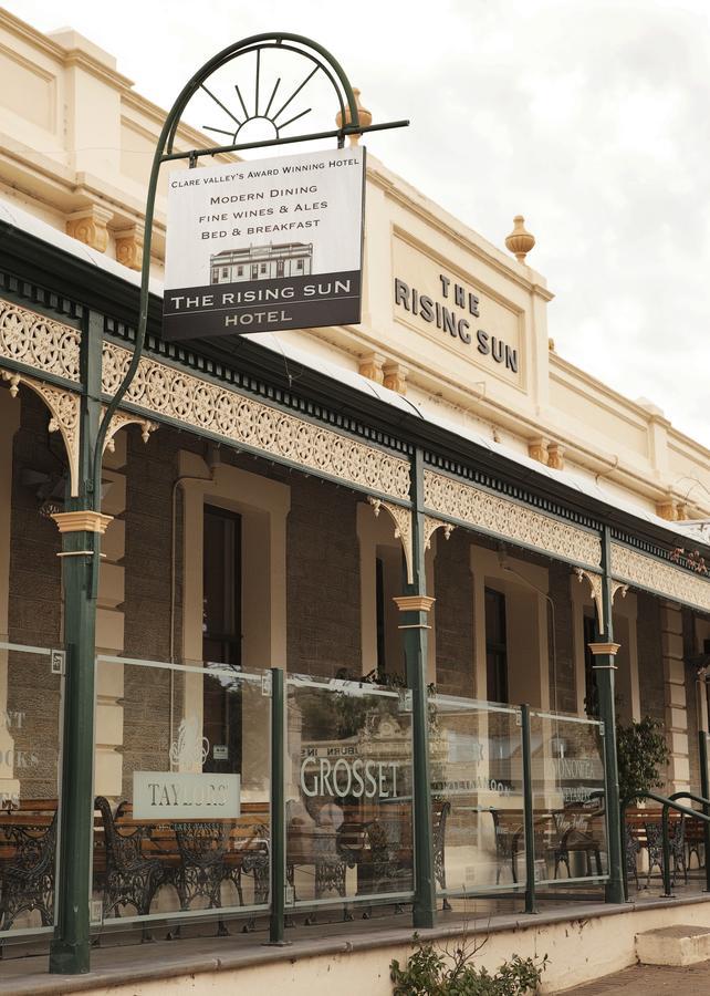 The Rising Sun Hotel Auburn エクステリア 写真
